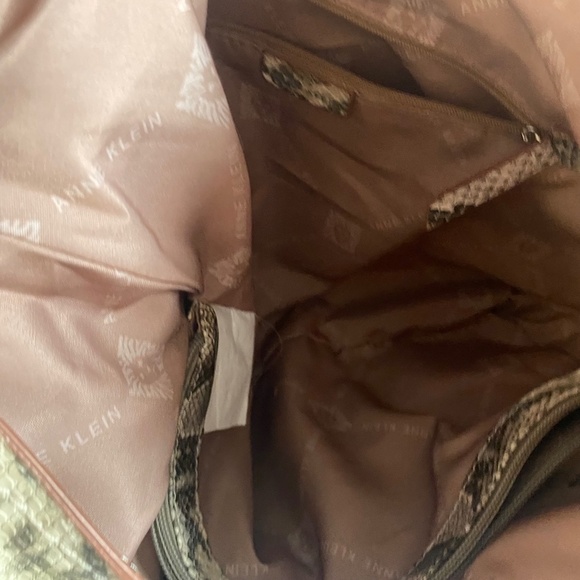 Ann Klein Canvas and Snake print faux leather hobo bag beige neutral tones - Picture 7 of 7